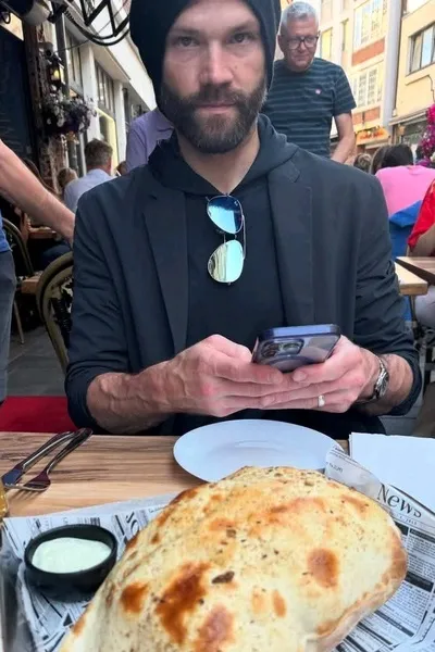 Flipped Chat AI – Chatta med Jared Padalecki Todd