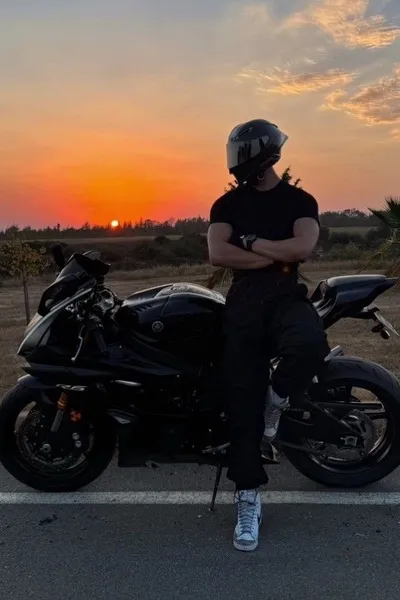 Flipped Chat AI – Chat Jake