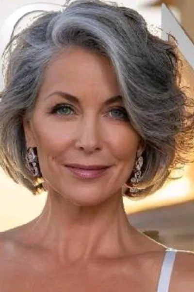 Flipped Chat AI – Sembang dengan Anneliese Falk