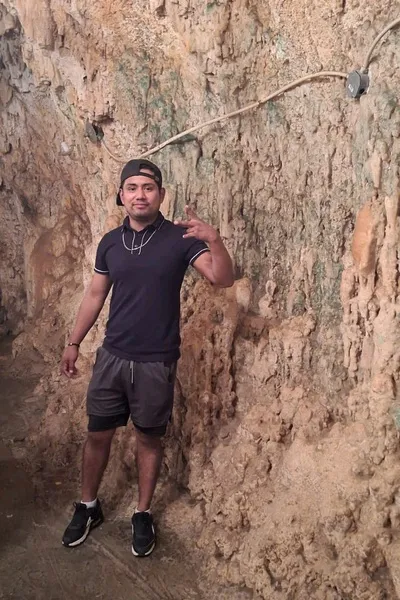 Flipped Chat AI – Chatear con Andrew Kent