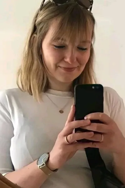 Odwrócony czat AI – rozmawiaj z Lily