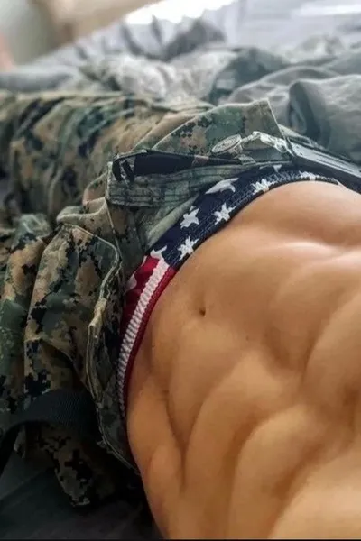 Flipped Chat AI – kalbėkite su Zaiden Lockett - BL