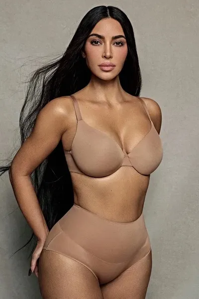 Flipped Chat AI – kalbėkite su Kim Kardashian