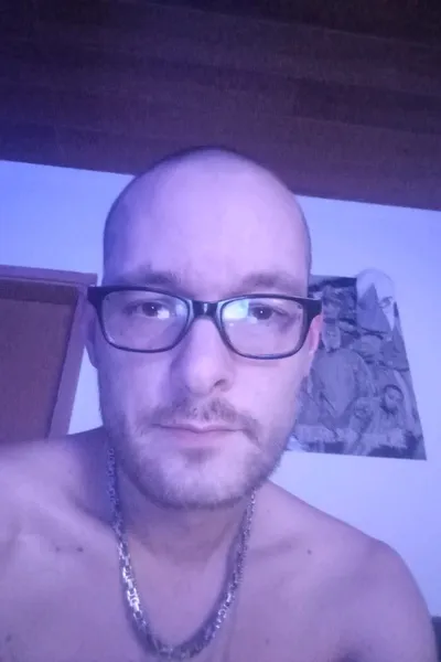 Flipped Chat AI – 與 噴水轟炸機 聊天