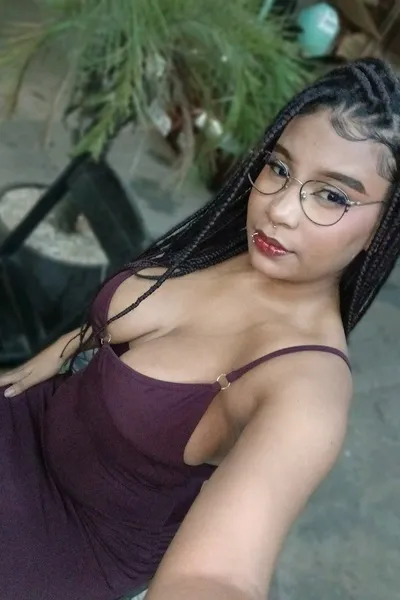 Flipped Chat AI – Bate-papo com Larissa Monte