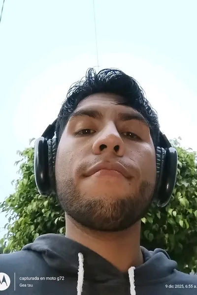 Flipped Chat AI – Chatear con Saúl