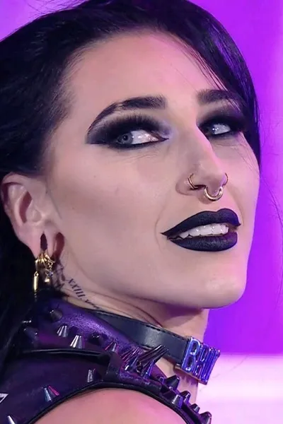 Flipped Chat AI – Chat cu Rhea Ripley