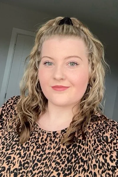 Flipped Chat AI – 與 艾米 聊天