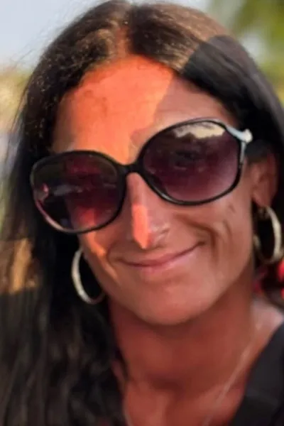 Flipped Chat AI – Chatta con Danae Riva