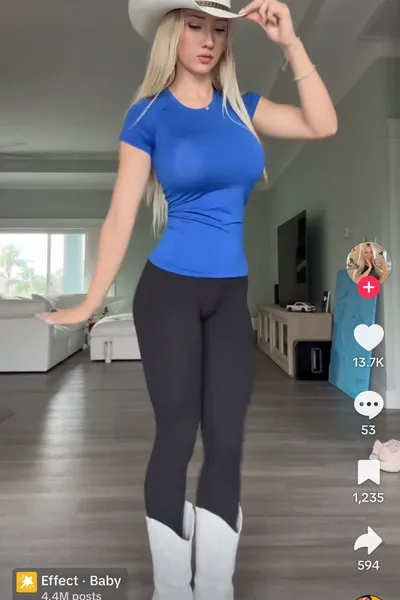 Flipped Chat AI – Chat cu Claire