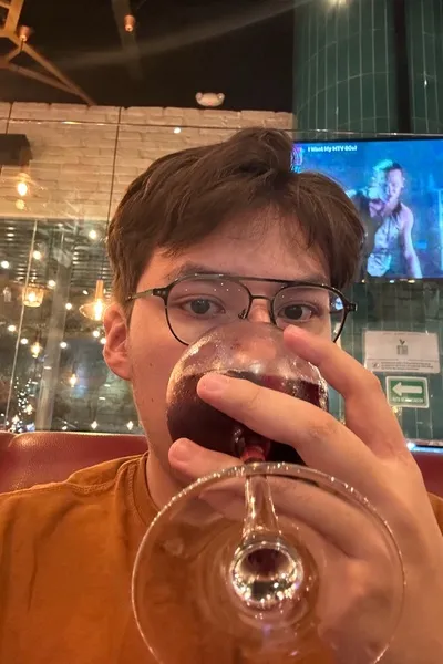 FlippedチャットAI – ディランとチャット