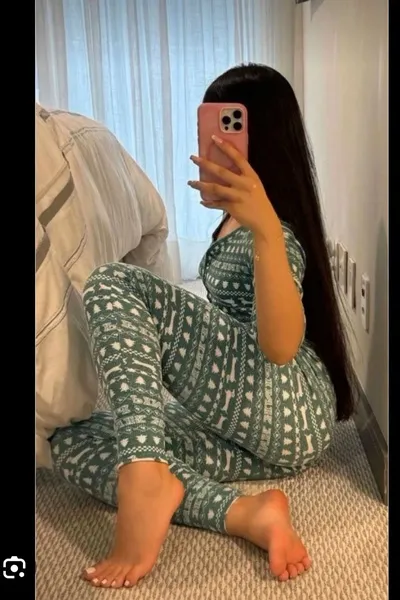 Flipped chat ai - makipag -chat sa Yasmine