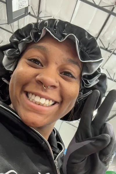 Çevrilmiş Sohbet Yapay Zekası – MANI-CUNile sohbet edin