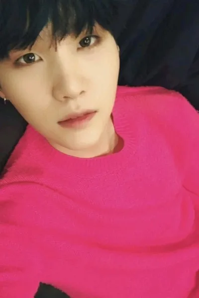 Odwrócony czat AI – rozmawiaj z Min Yoongi