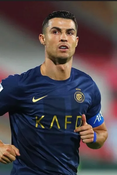 Flipped Chat AI – Чат с Роналду