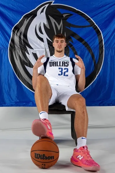 الذكاء الاصطناعي للدردشة المعكوسة – الدردشة مع كوبر فلاغ