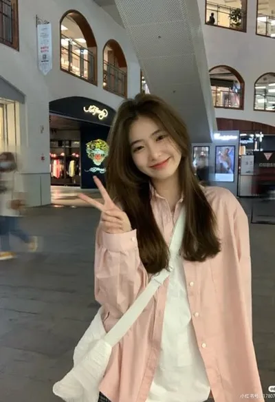 FlippedチャットAI – ミーちゃんとチャット