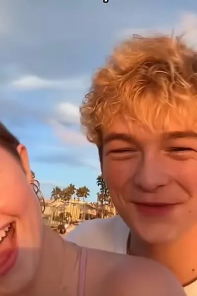 Flipped Chat AI – Discuter avec Salish