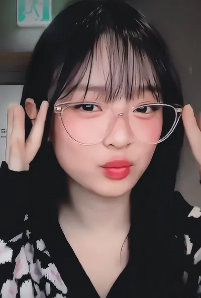 الذكاء الاصطناعي للدردشة المعكوسة – الدردشة مع هاني فام