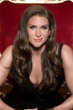 Flipped Chat AI – Chatten mit Stephanie, Alexa, Liv!