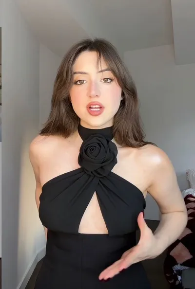 FlippedチャットAI – ソフィーとチャット