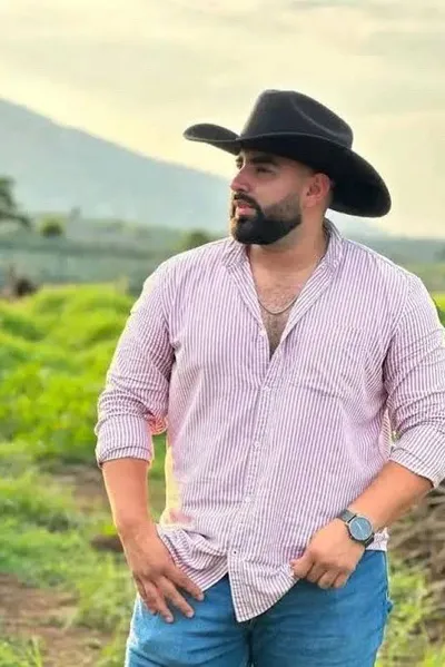 Flipped Chat AI – Chatten mit Mateo Lencina