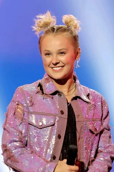 الذكاء الاصطناعي للدردشة المعكوسة – الدردشة مع جوجو سيوا