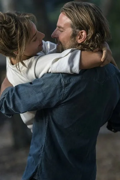 Flipped Chat AI – Chat cu Ally Maine