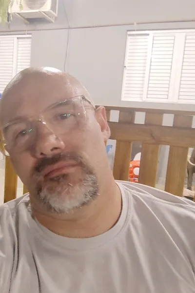 Flipped Chat AI – Bate-papo com Rafael Montese