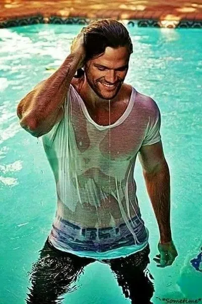 Flipped Chat AI – Чат с Джаред Падалеки