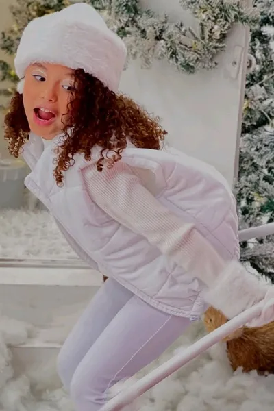 Flipped Chat AI – Chat cu Yasmin