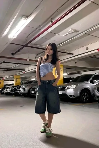 Flipped Chat AI – Chatear con Bruna