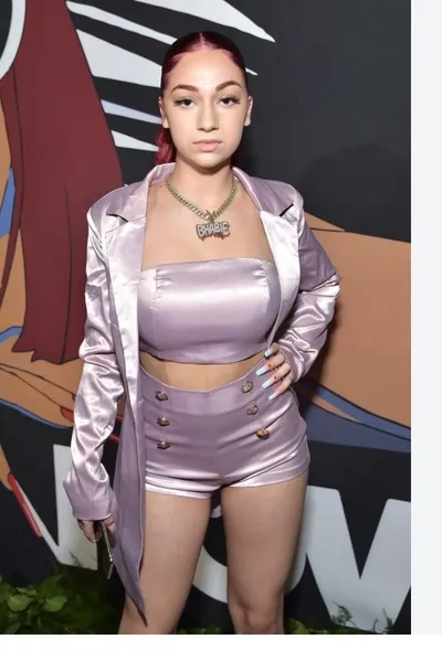 Flipped Chat AI – Chatta con Bambina