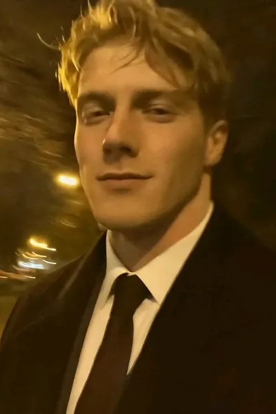 Flipped Chat AI – Bate-papo com César