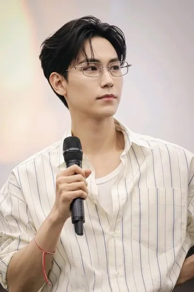 Flipped Chat AI – Sembang dengan Jarin