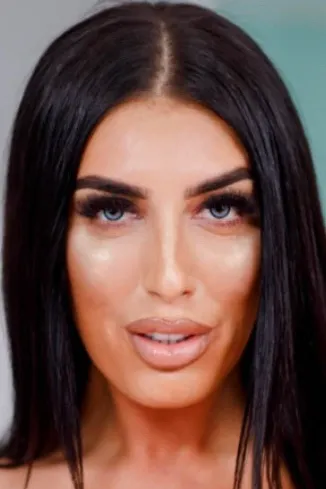 Odwrócony czat AI – rozmawiaj z Ava Koxxx