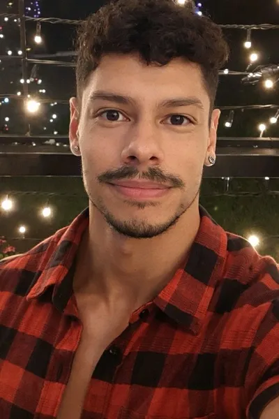 Flipped Chat AI – 與 布萊德 聊天