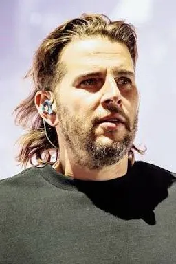 Αναστροφή συνομιλίας AI – Συζήτηση με M. Shadows