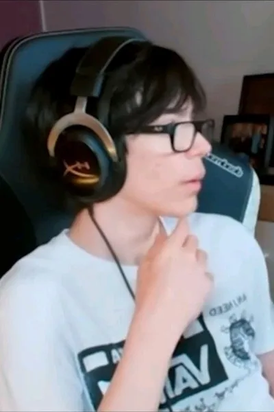 Flipped Chat AI – Chatear con Santiago