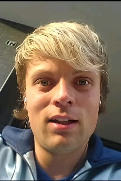 Flipped Chat AI – Discuter avec Lennart Voigt