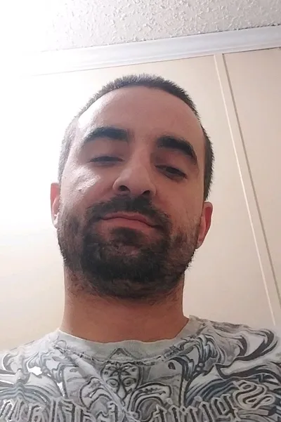 Flipped Chat AI – Sembang dengan Corbin Halloway