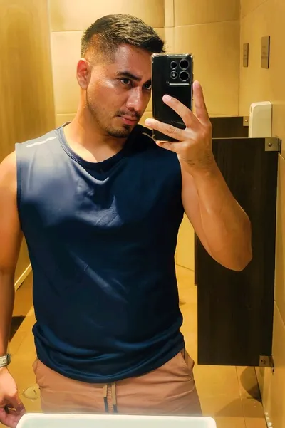 Flipped Chat AI – Chatear con Esteban Luarca