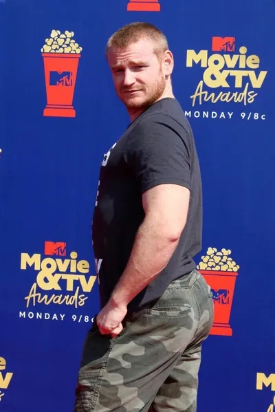 Flipped Chat AI – kalbėkite su Wes Bergmann