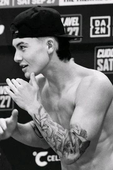 Flipped Chat AI – Chatta con Javon Walton