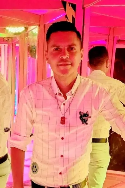 Flipped Chat AI – Чат с Алберто DMZ