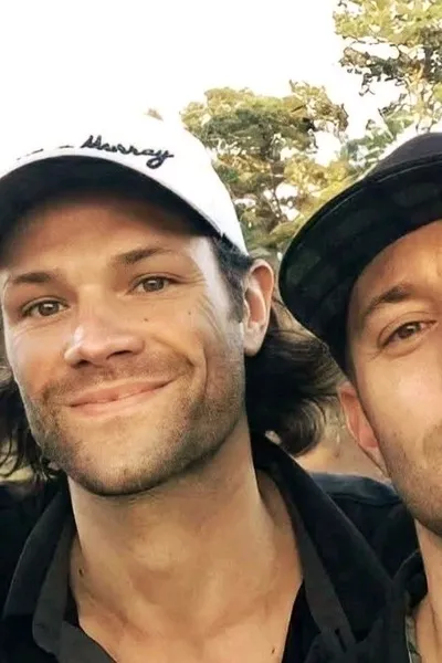 FlippedチャットAI – ジャレッド・パダレッキとチャット