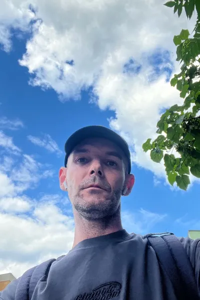 Flipped Chat AI – Chat cu Marek Doležal