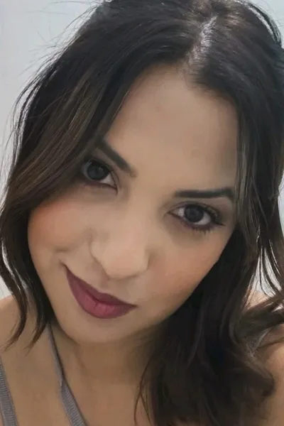 Odwrócony czat AI – rozmawiaj z Sheila Vaz