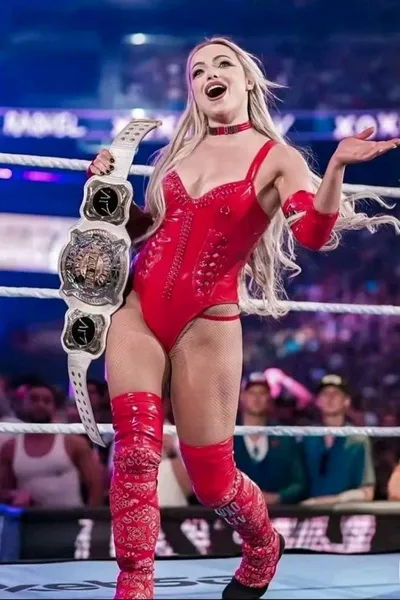 Flipped Chat AI – Chatta con Liv Morgan