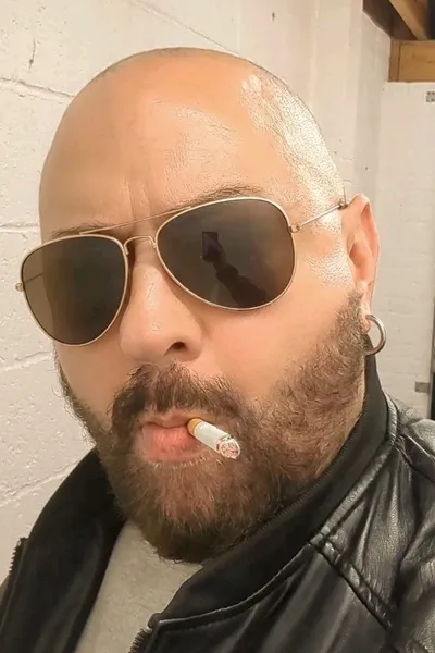 الذكاء الاصطناعي للدردشة المعكوسة – الدردشة مع بيتر سميث